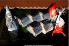 秋刀魚の姿寿司